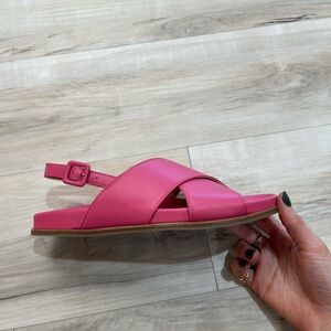 Stylish Pink Cross-Strap Sandals